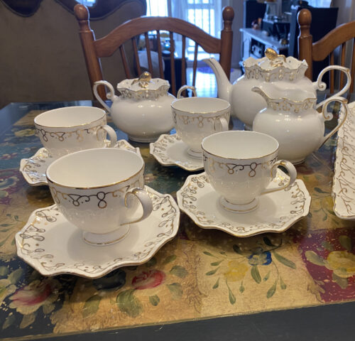 Rustic English Tea Set Porcelain Teapot Set photo review