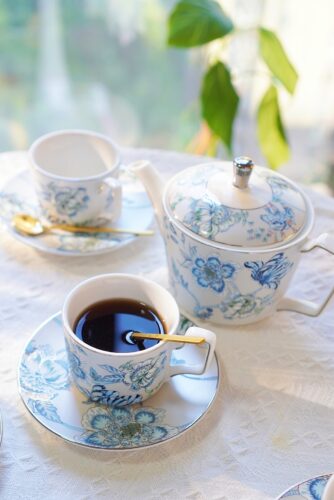 Exquisite Floral Tea Set Porcelain Teapot Set photo review