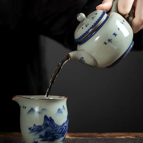 Jingdezhen retailer classic blue and white porcelain porcelain retro tea ceremony