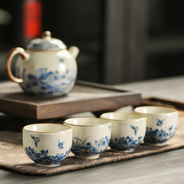 TSB24BB005 1 Butterfly Chinese Gongfu Tea Set Porcelain Blue and White